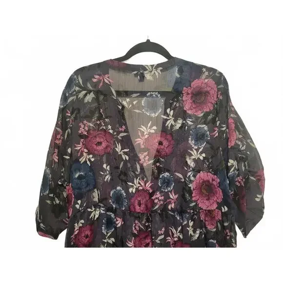 Torrid Floral Deep‎ V Neck Sheer Hi-Low Blouse Size 2 - Picture 3 of 8